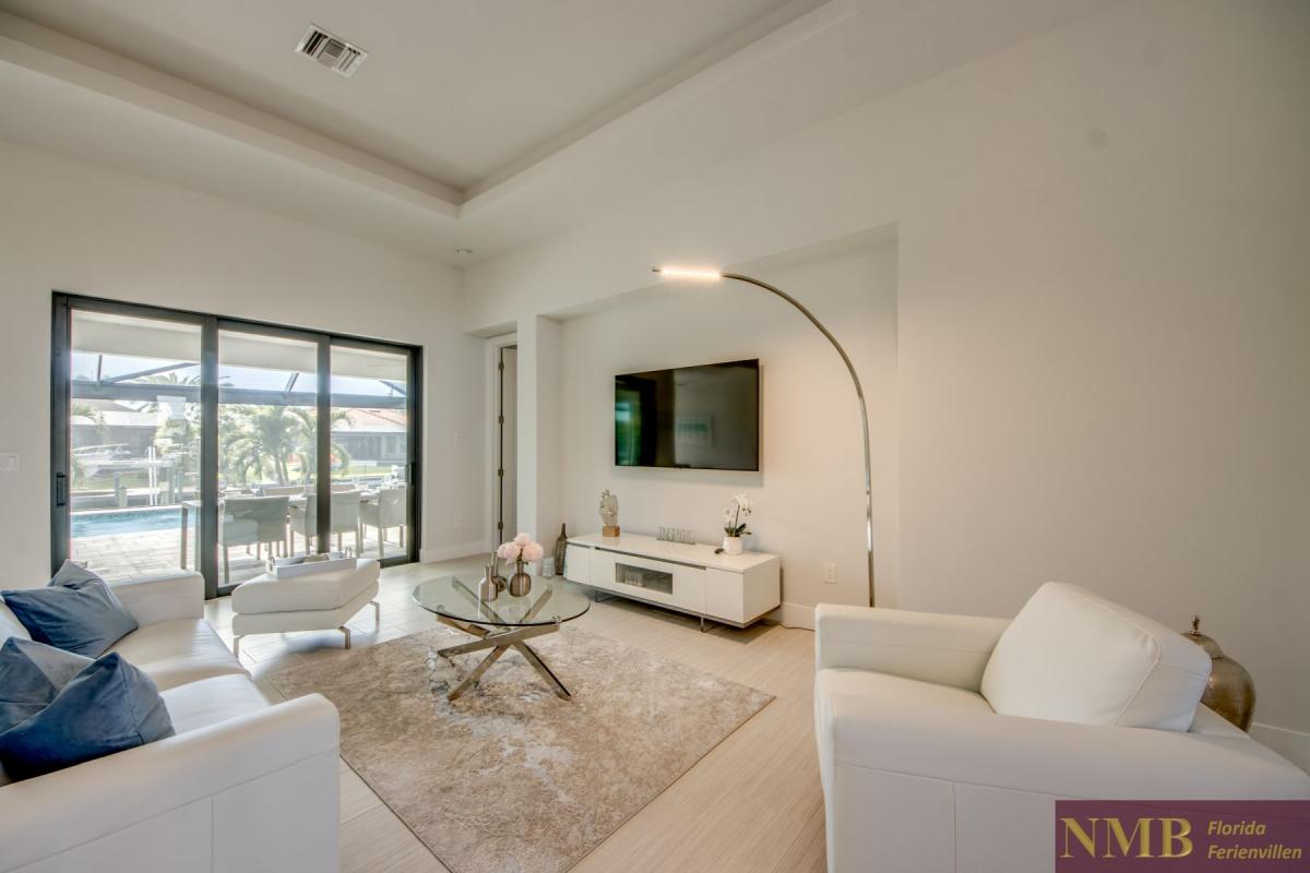 Ferienhaus-Cape-Coral-Sanisbar Breeze_12-Family-Room